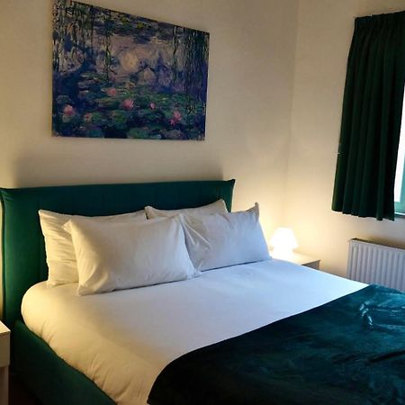 Emerald - In The Heart Of Trastevere โรม ภายนอก รูปภาพ